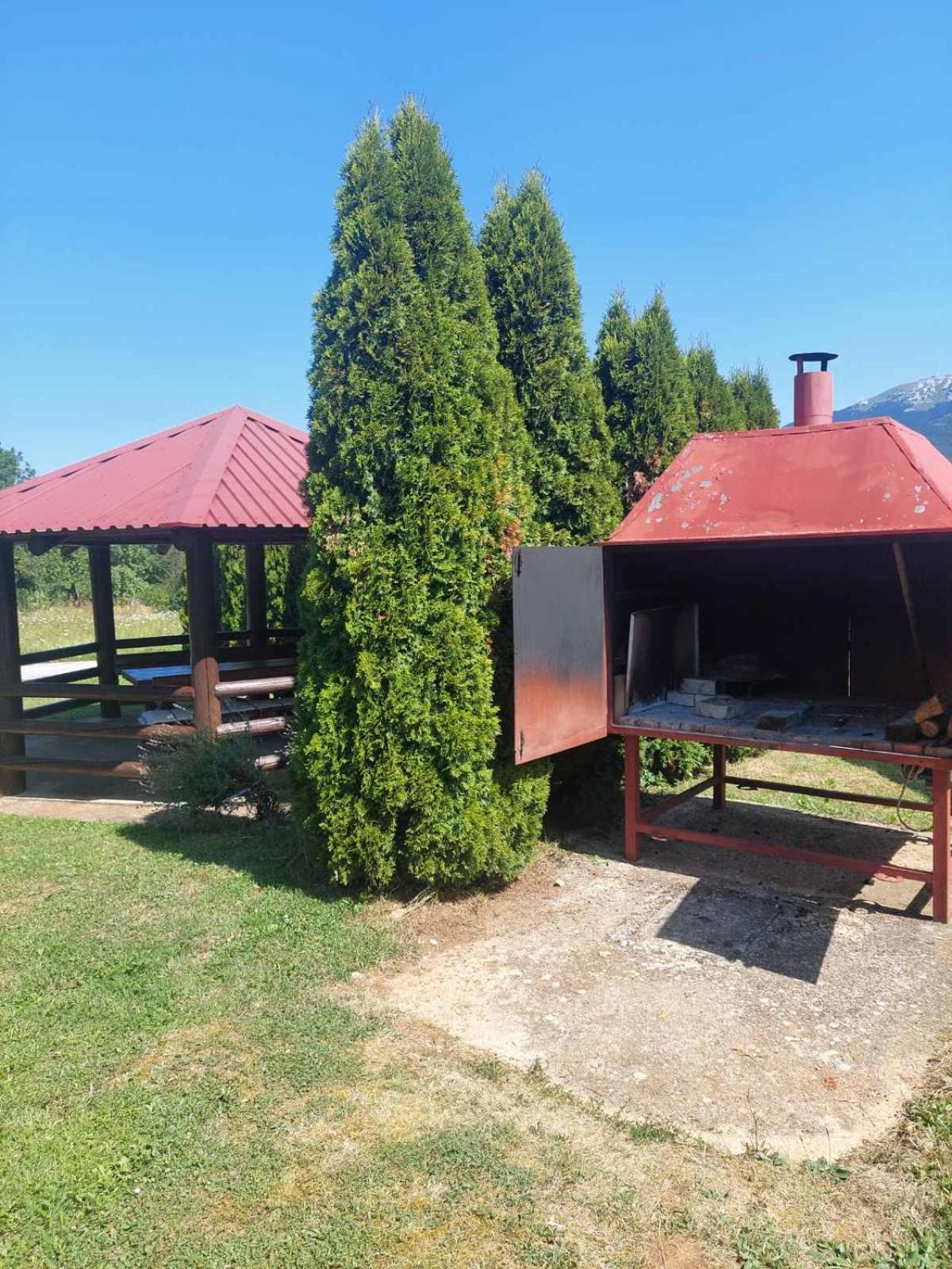 Jelena Hotel Korenica Buitenkant foto